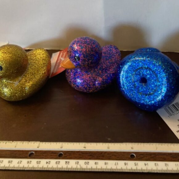NWT Cute Set of 3 Glitter colorful Ducks. Perfect for Bathtime! or Decoration - Picture 2 of 4